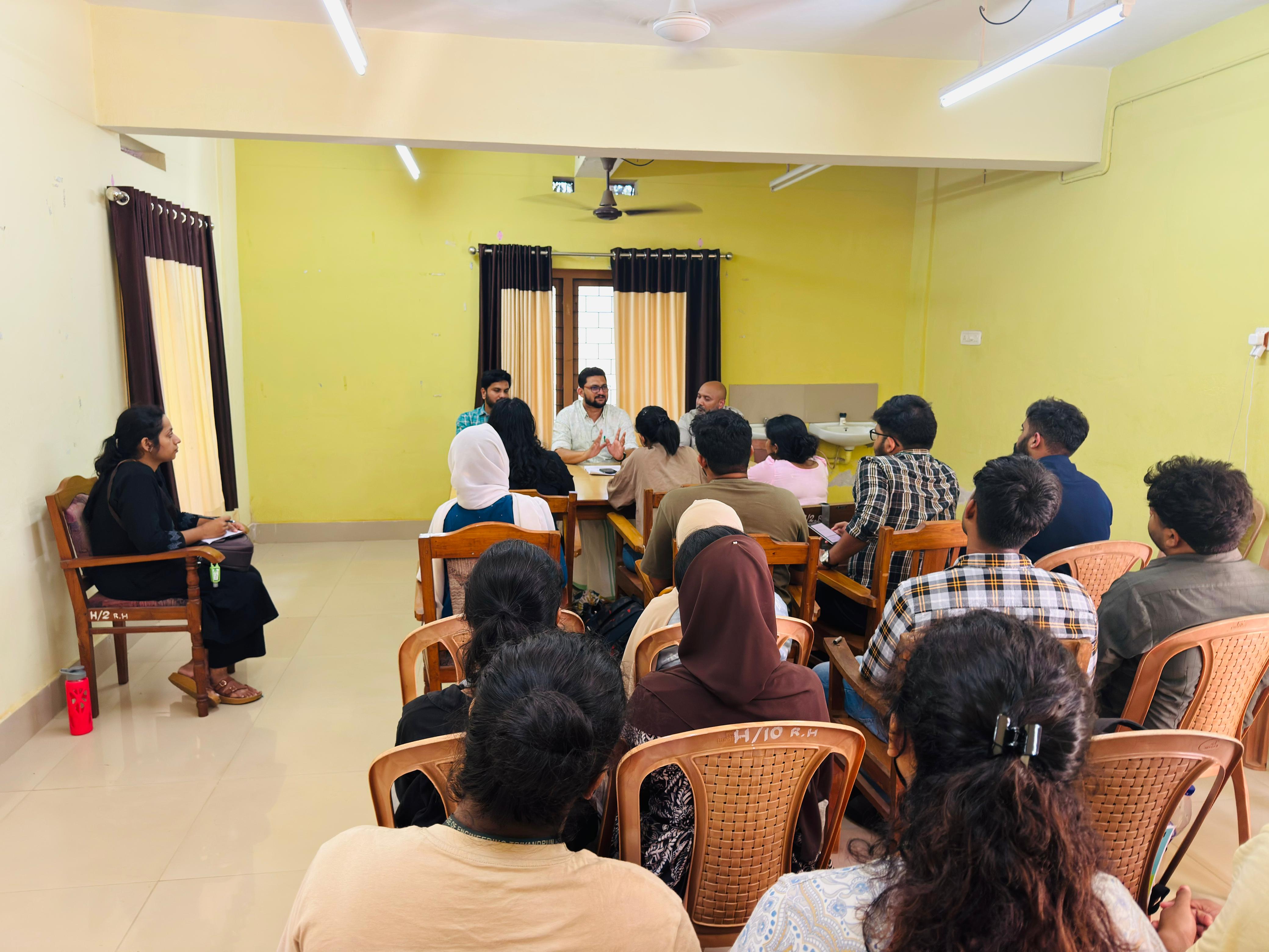 വൈജ്ഞാനിക നിയമസഭാ മണ്ഡലം: പദ്ധതി തയ്യാറാക്കാൻ സി ഇ ടി യിൽ നിന്ന് വിദഗ്ധ സംഘവും പട്ടാമ്പിയിൽ.